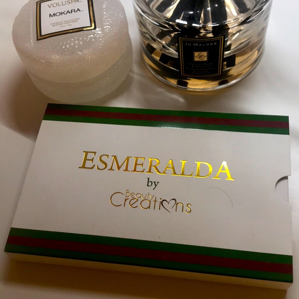 Beauty Creations Esmeralda Eyeshadow Palette